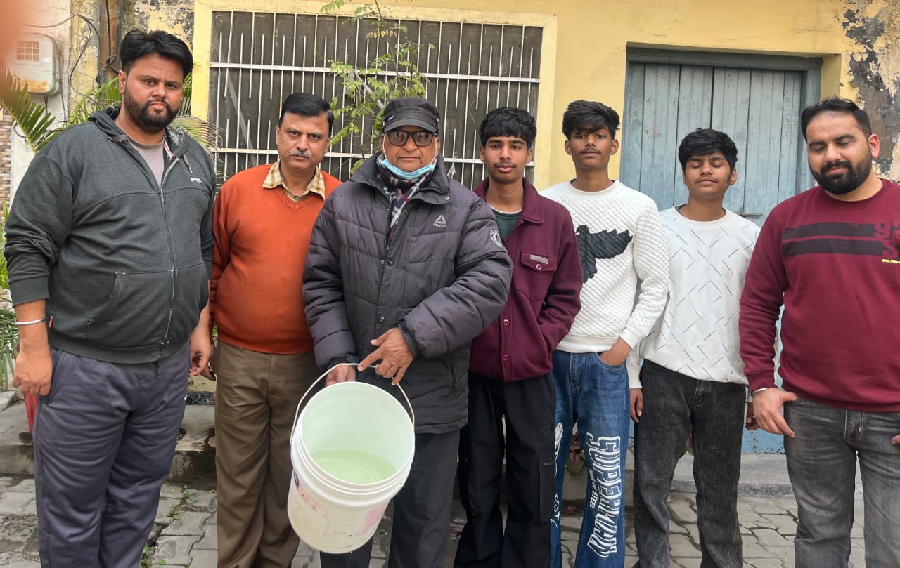 Municipal Corporation is supplying dirty water to Kamalpur residents inside the city, not getting justice, Dhiman complained to Deputy Commissioner